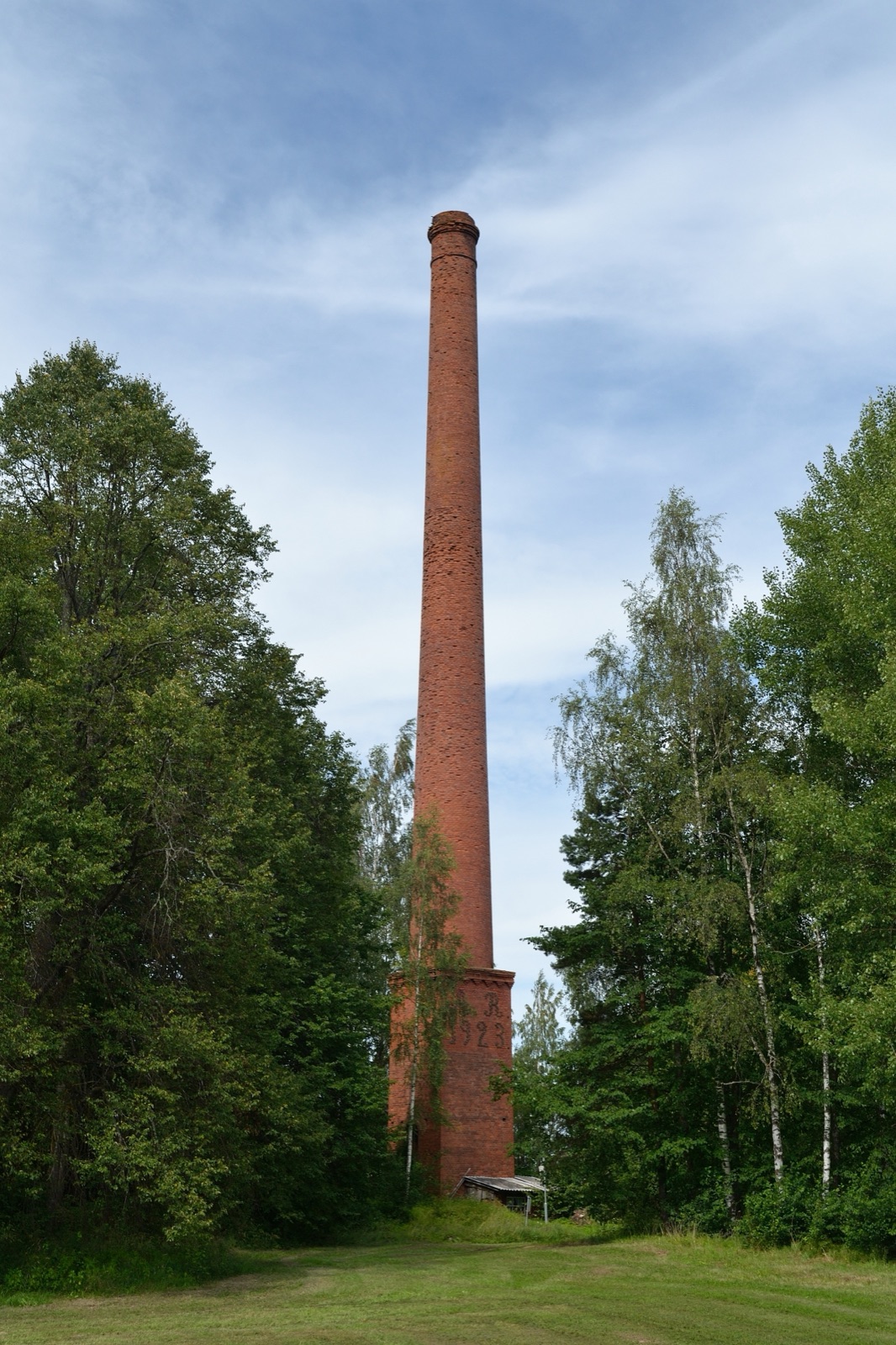 Leevaku tellisevabriku korsten
